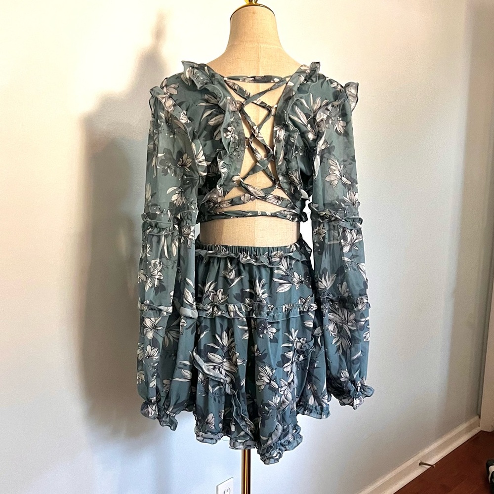 Luxxel Blue Floral Chiffon Two-Piece Illusion Dress Lace-Up Back,Ruffle Size L - Picture 4 of 11